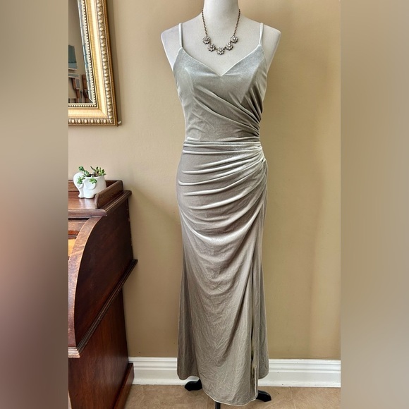 Revelry Rory Velvet Bridesmaid Dress in Sage Green Velvet - Picture 4 of 14